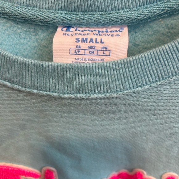 Champion reverse weave sweatshirt. - Picture 2 of 3